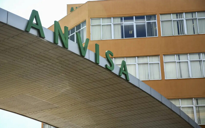 Anvisa suspende venda e propaganda de medicamentos manipulados irregulares