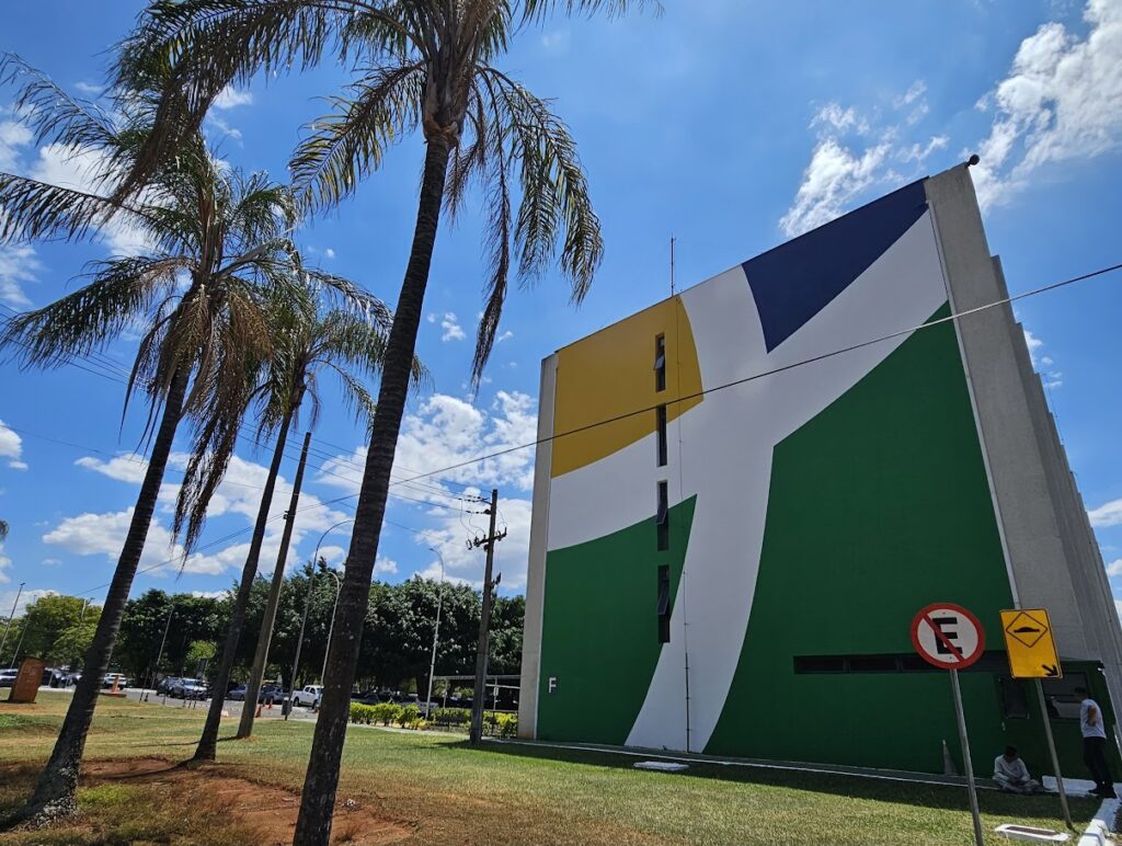 Terracap estende até 21h para propostas em Vicente Pires