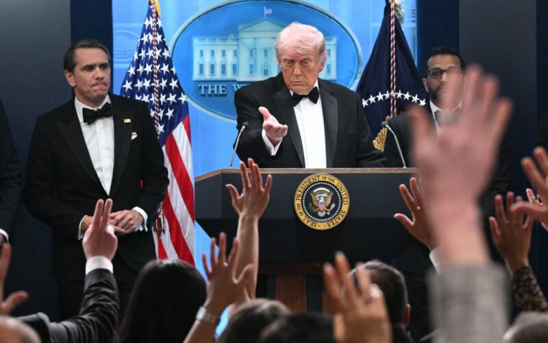 Trump classifica ataque em Washington como lobo solitário