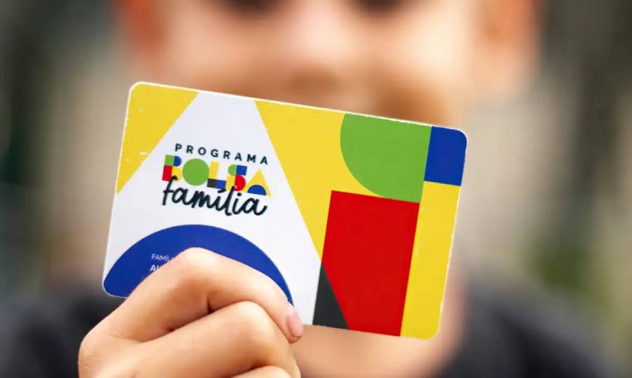 Bolsa Família atende 19 milhões de lares com benefício médio de R$ 678