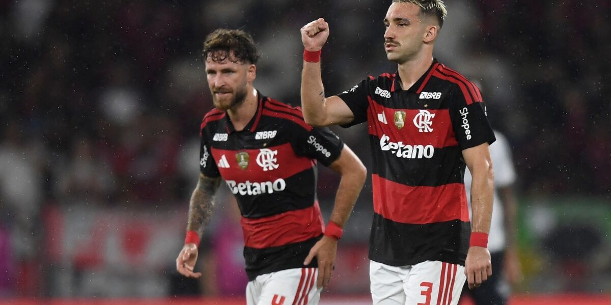 Flamengo empata com Athletico-PR e segue a 4 pontos do líder Palmeiras