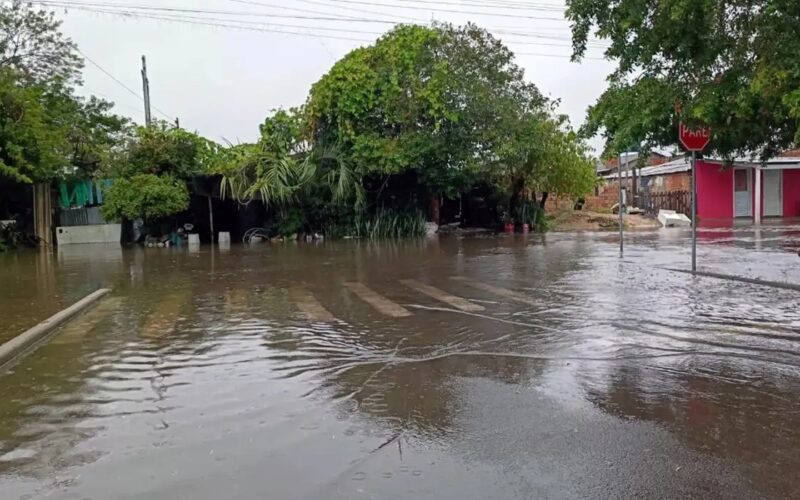 RS: mais de 500 desalojados, emergência e rodovias afetadas