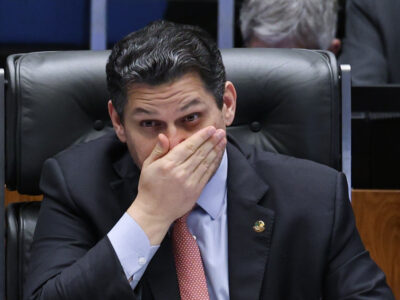 Alcolumbre: PEC 6x1 passará por comissões no Senado