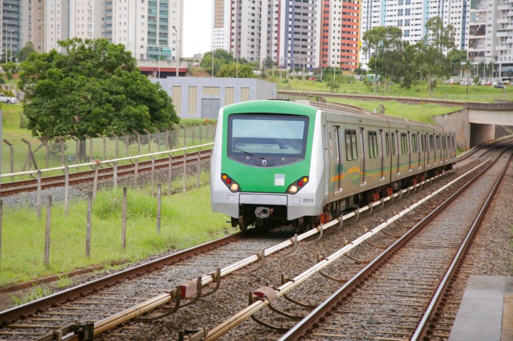 Metrô-DF amplia obras e projeta 180 mil passageiros por dia