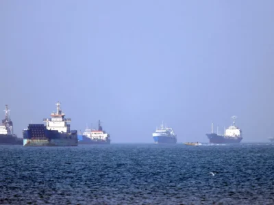 Irã e Omã avançam em acordo para navegação no Estreito de Ormuz