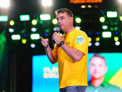 Flávio diz que aceitará resultado e vê TSE imparcial em 2026