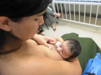 Agosto Dourado: campanha reforça rede de apoio à amamentação no DF