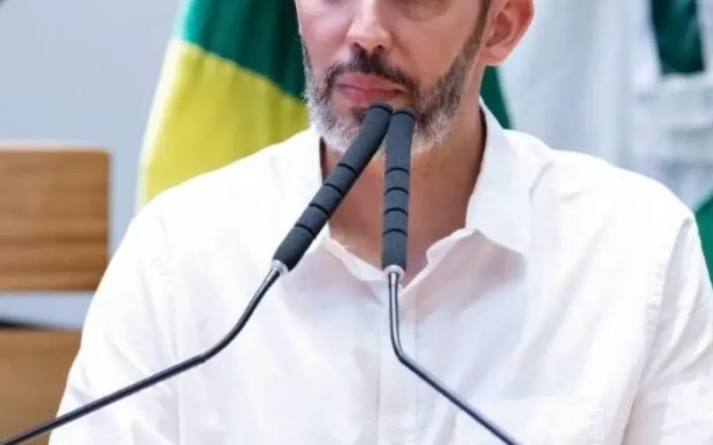 Convenções terminam e negociação passa às executivas