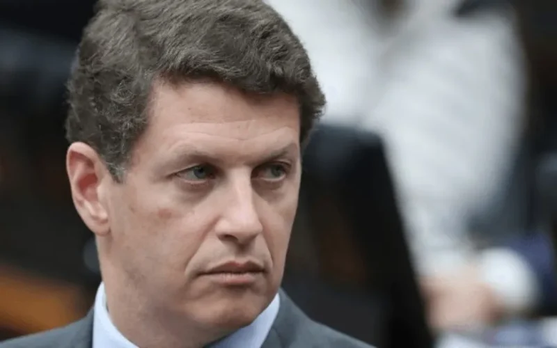 Salles confirma troca de suplente no Novo para o Senado por SP